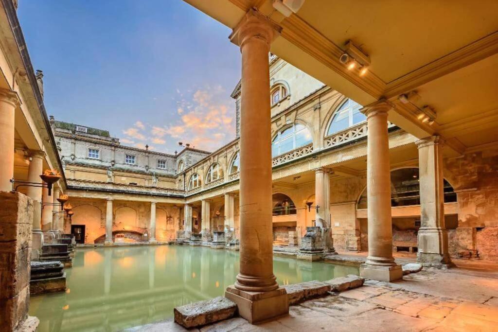 Stunning & Central Milsom Street Apartment Bath Luaran gambar